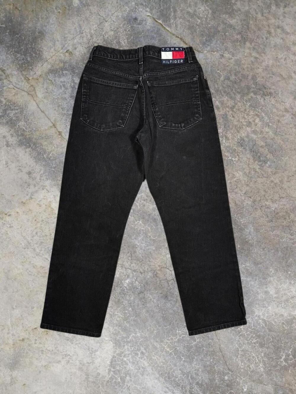 Tommy Hilfiger Faded Black Relaxed Fit Jeans 28 Waist Sz 5